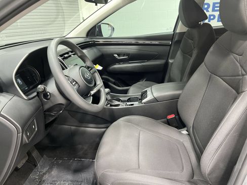 Used 2024 Hyundai Tucson SE FWD image 11