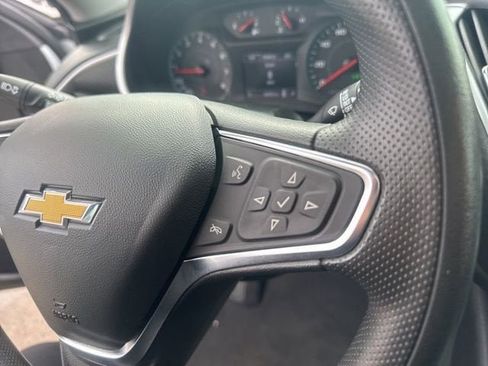 Used 2024 Chevrolet Malibu LT image 14