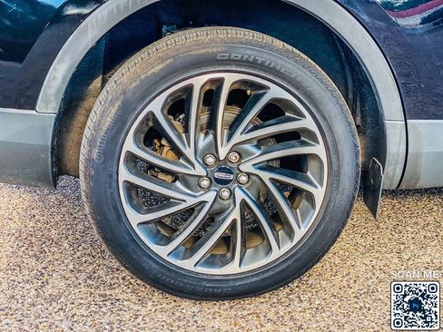 Used 2020 Lincoln Nautilus Reserve image 9