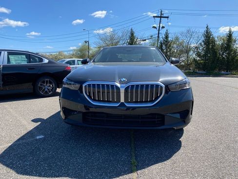 New 2026 BMW 530i xDrive AWD/4WD image 2