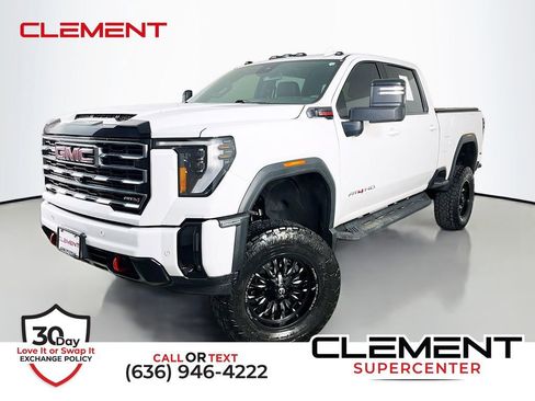 Used 2026 GMC Sierra 2500 AT4 AWD/4WD image 1
