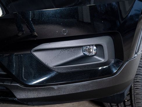 Used 2021 Volvo XC40 P8 Recharge w/ Advanced Package image 14