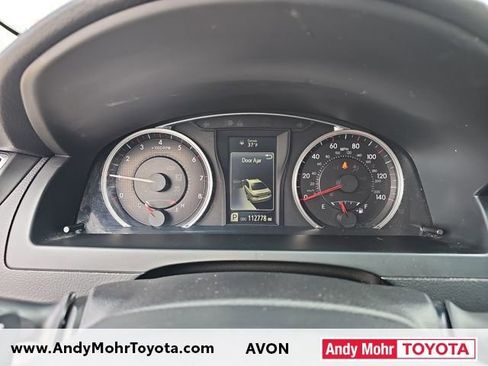 Used 2015 Toyota Camry SE w/ Moonroof Package image 18