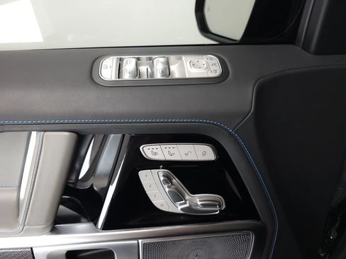 Used 2025 Mercedes-Benz G 580 w/ EQ Technology image 6