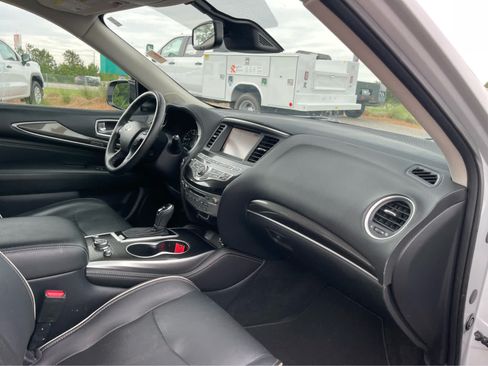 Used 2019 INFINITI QX60 Luxe w/ Essential Package FWD image 27