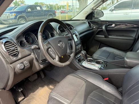 Used 2017 Buick Enclave Leather image 12