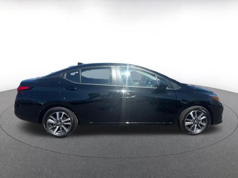 Used 2025 Nissan Versa SV FWD image 16