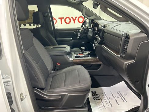 Used 2022 GMC Sierra 1500 Elevation w/ Max Trailering Package image 12