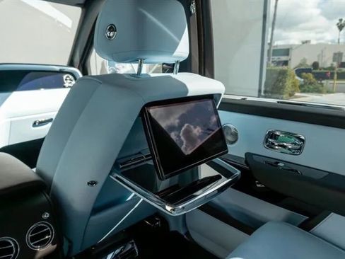 Used 2026 Rolls-Royce Cullinan image 29