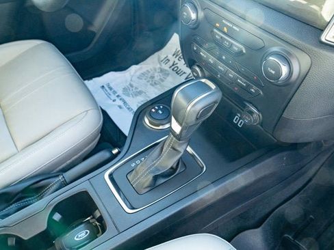 Used 2019 Ford Ranger Lariat w/ Equipment Group 501A Mid image 39