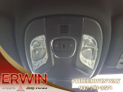 Used 2023 Jeep Compass Limited image 22