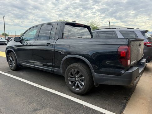 Used 2021 Honda Ridgeline Sport image 3