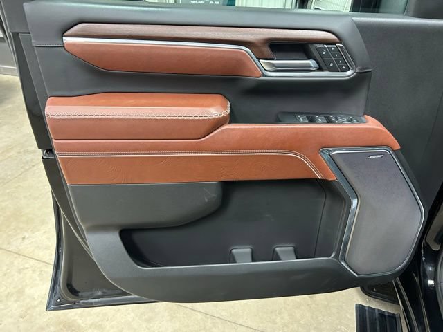 Used 2024 GMC Sierra 3500 Denali Ultimate AWD/4WD image 13