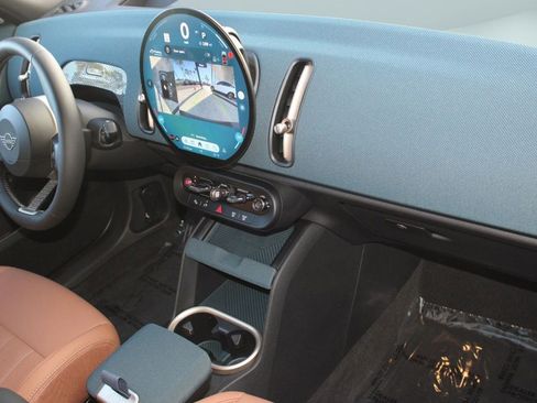 Used 2025 MINI Cooper Countryman S w/ Comfort Package Max image 30