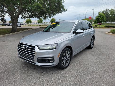 Used 2017 Audi Q7 3.0T Prestige AWD/4WD image 8