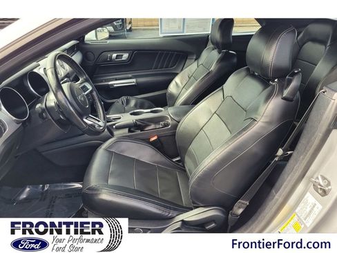 Used 2019 Ford Mustang Premium image 8
