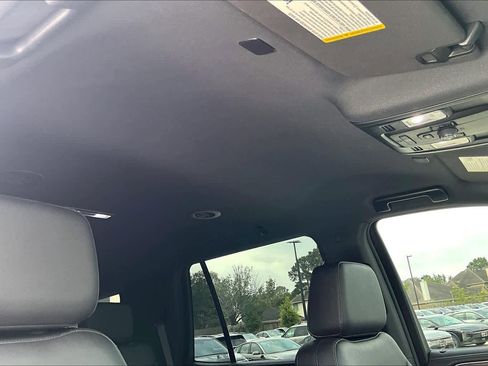 Used 2024 Chevrolet Tahoe LT w/ Luxury Package RWD image 14