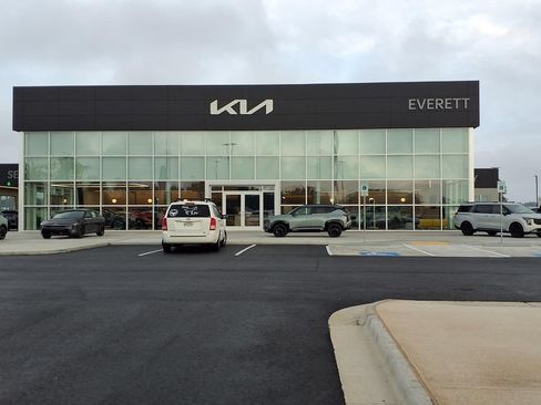 Certified 2026 Kia Sorento LX FWD image 24