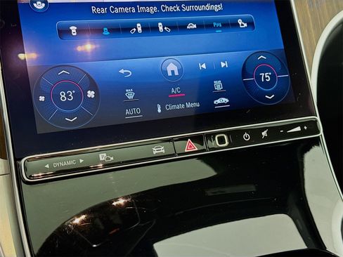 Used 2023 Mercedes-Benz GLC 300 4MATIC image 13