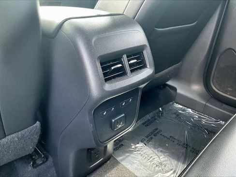 Used 2020 Chevrolet Equinox Premier AWD/4WD image 12