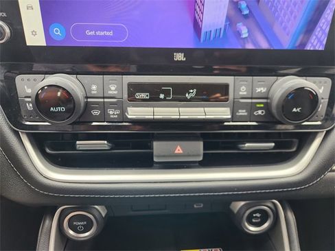 Certified 2024 Toyota Grand Highlander Limited image 18