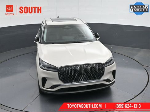 Used 2025 Lincoln Aviator Reserve w/ Equipment Group 201A image 44