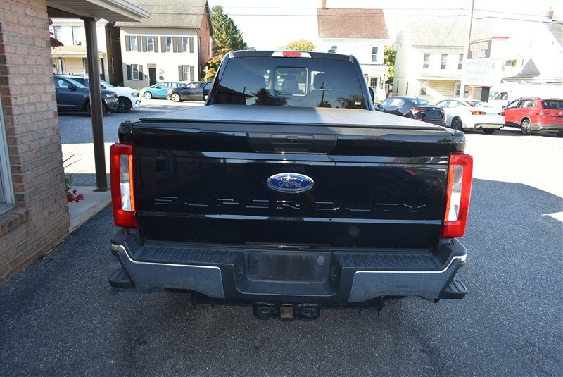 Used 2024 Ford F350 XLT AWD/4WD image 5