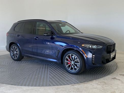 New 2026 BMW X5 M60i w/ Executive Package image 6