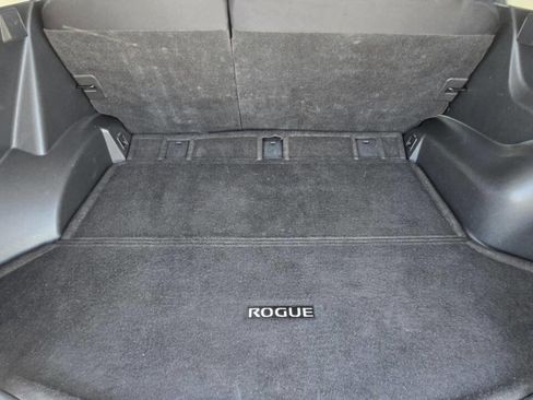 Used 2010 Nissan Rogue S w/ 360 Degree Value Pkg image 13