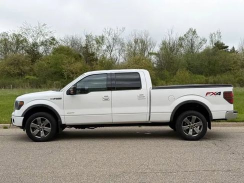 Used 2014 Ford F150 FX4 w/ Equipment Group 402A Luxury AWD/4WD image 35