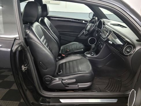Used 2012 Volkswagen Beetle 2.0T FWD image 14