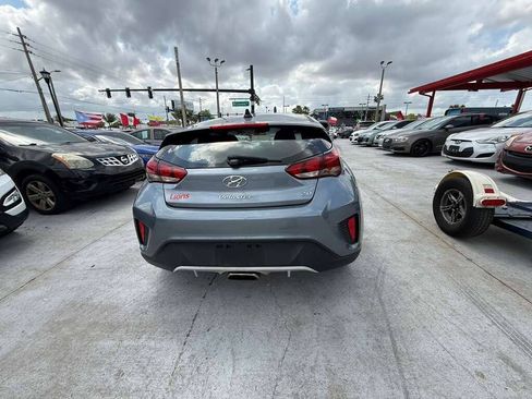 Used 2019 Hyundai Veloster 2.0 Premium FWD image 5
