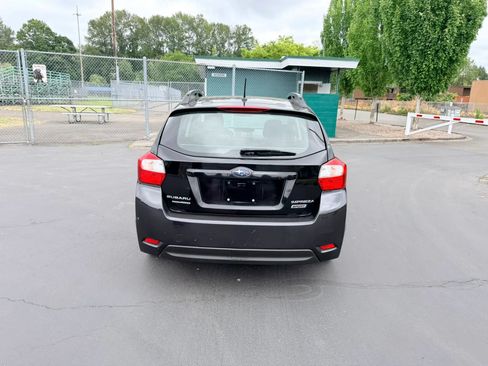Used 2012 Subaru Impreza 2.0i Sport Premium AWD/4WD image 4