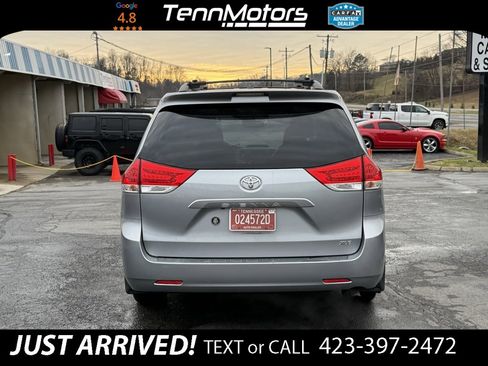 Used 2014 Toyota Sienna XLE image 6