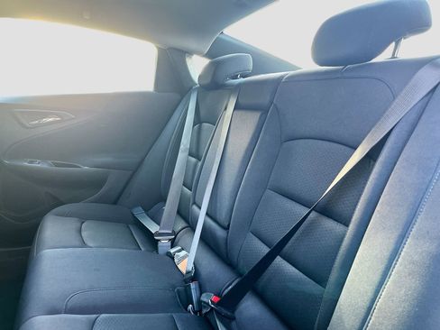 Used 2024 Chevrolet Malibu LT FWD image 23