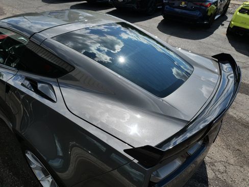 Used 2015 Chevrolet Corvette Z06 w/ Z07 Performance Package image 82