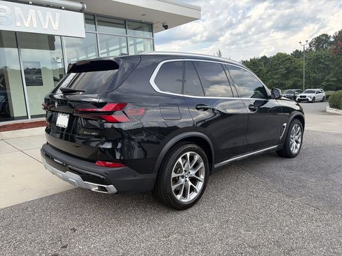 Used 2024 BMW X5 xDrive40i w/ Premium Package AWD/4WD image 8