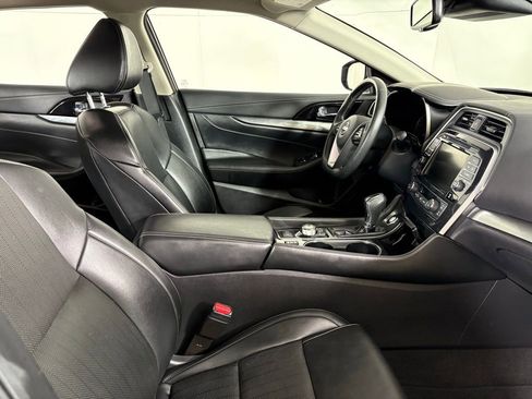 Used 2023 Nissan Maxima SV w/ Floor Mat Group image 15