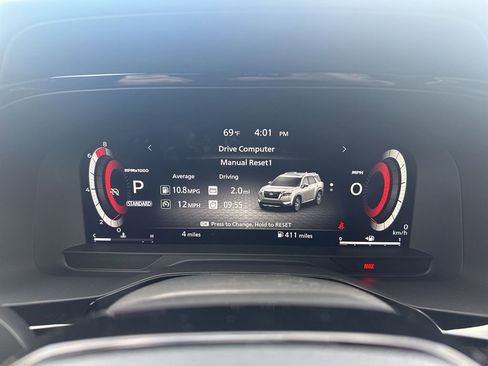 New 2026 Nissan Pathfinder Platinum image 13