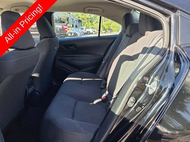Used 2025 Toyota Corolla LE FWD image 10