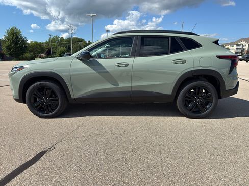 New 2026 Chevrolet Trax ACTIV w/ Driver Confidence Package FWD image 2