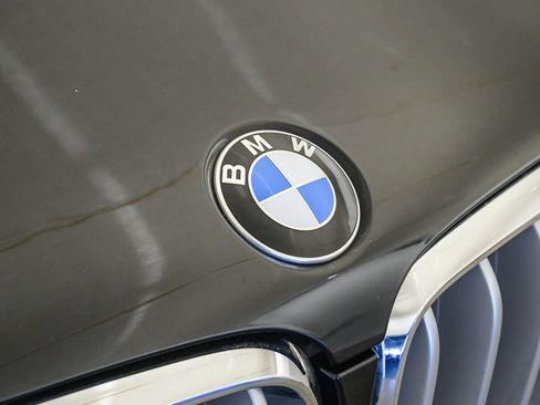 Used 2017 BMW X5 xDrive50i AWD/4WD image 9