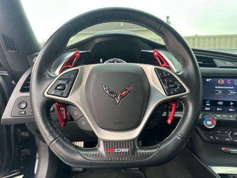 Used 2015 Chevrolet Corvette Z06 w/ 3LZ Preferred Equipment Group image 26