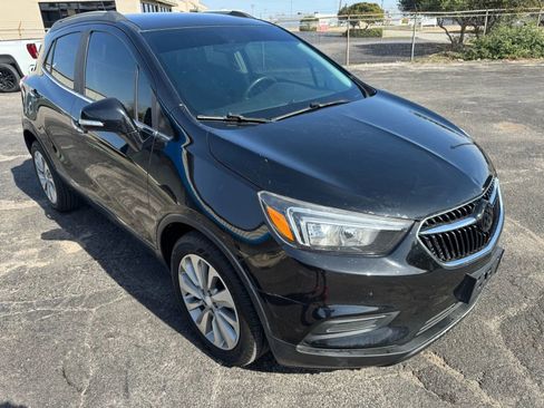 Used 2018 Buick Encore Preferred image 5