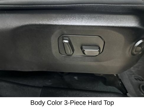Used 2024 Jeep Wrangler Unlimited Rubicon AWD/4WD image 21