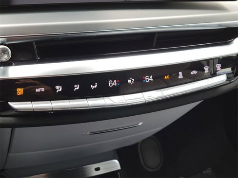 New 2025 Cadillac Lyriq Luxury image 22