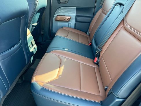 Used 2024 Ford Maverick Lariat image 7