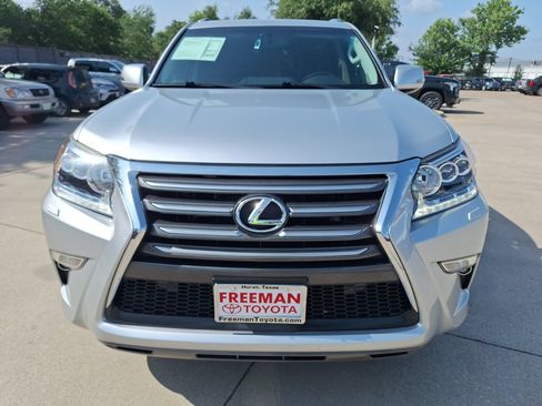 Used 2019 Lexus GX 460 Premium AWD/4WD image 9