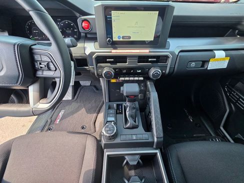 Used 2025 Toyota 4Runner TRD Off-Road image 21