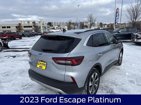 Used 2023 Ford Escape Platinum image 7